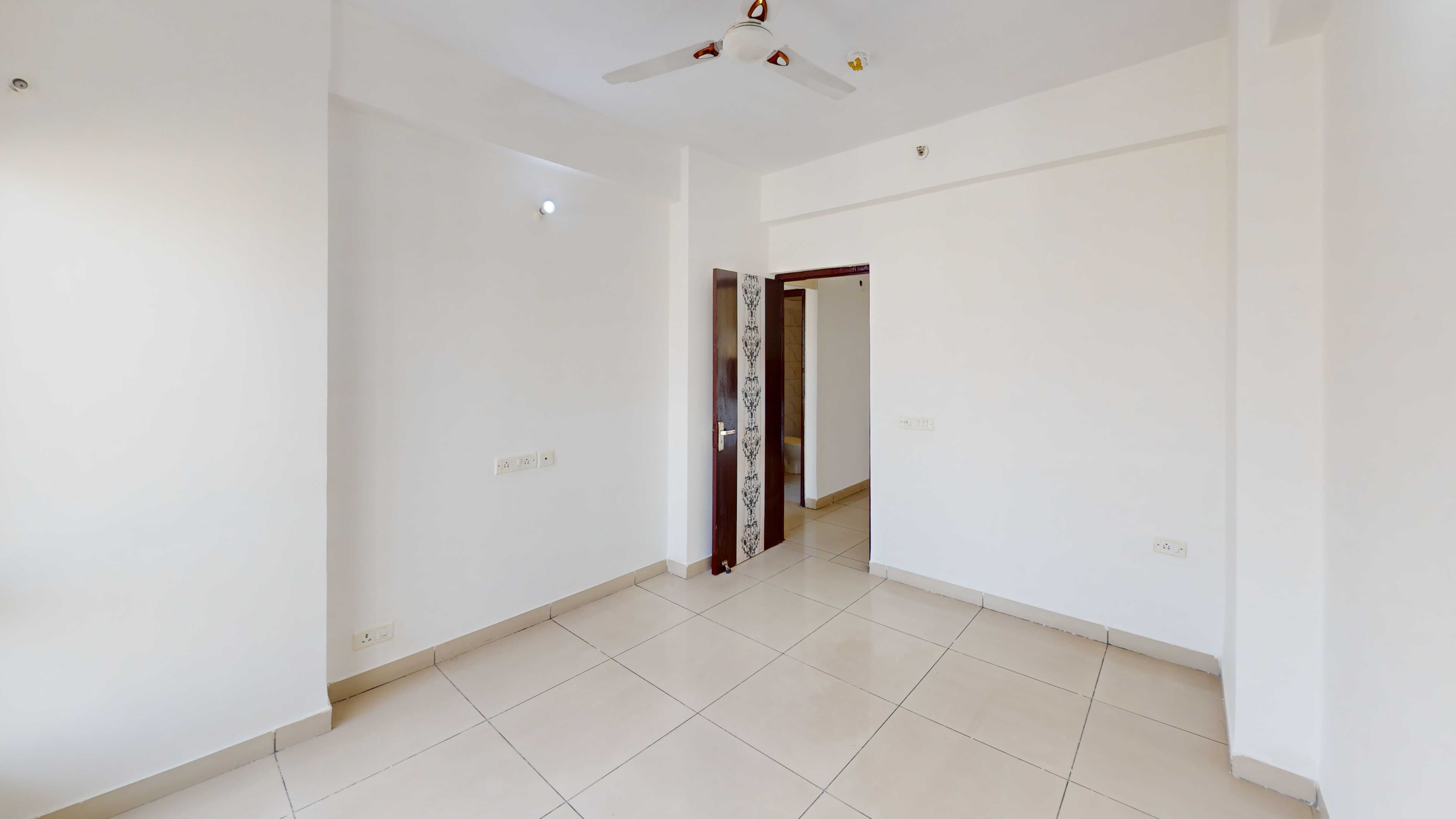 1714984267727-Bedroom (4).jpg