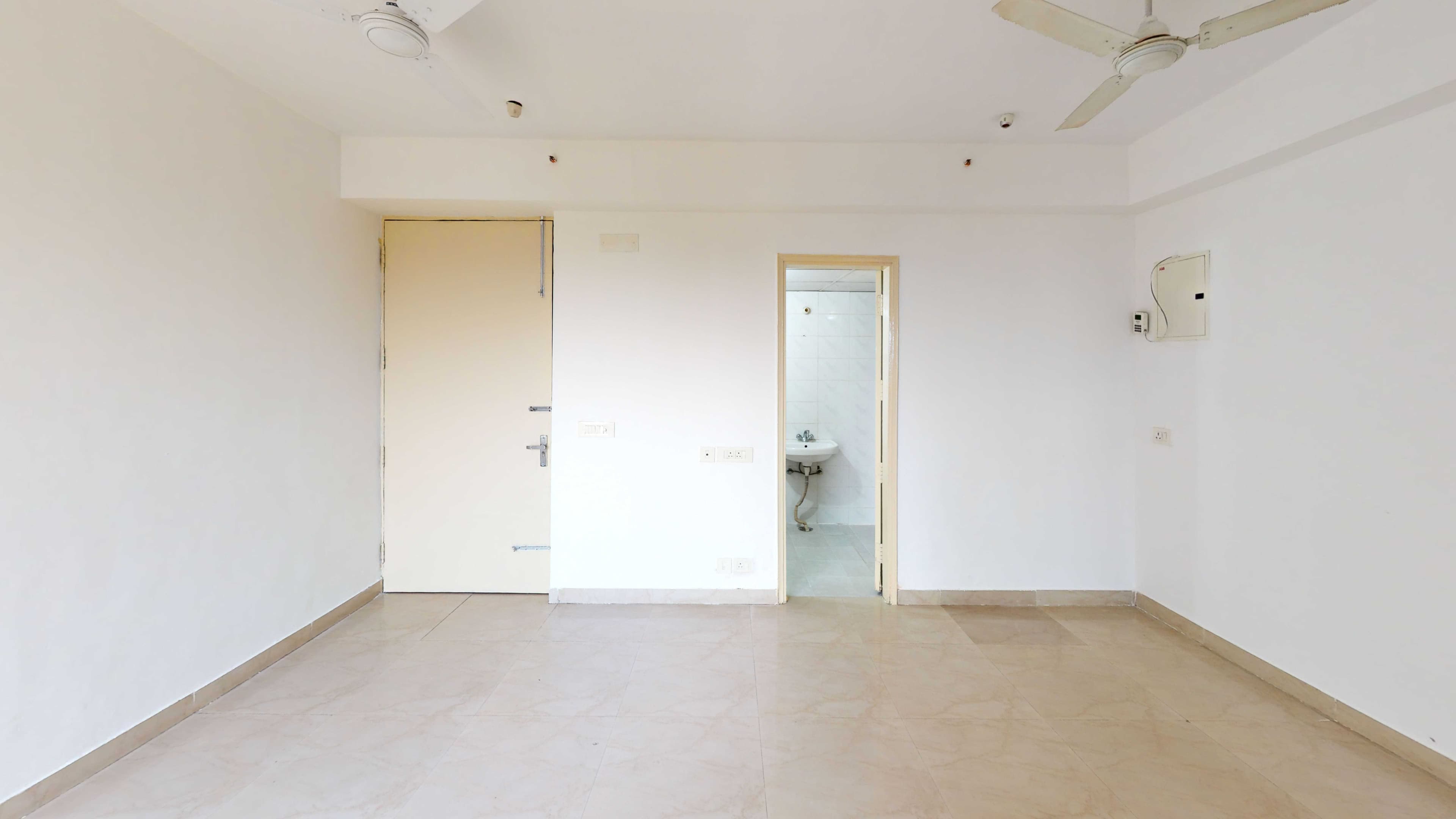 1715688158829-Bedroom (4).jpg