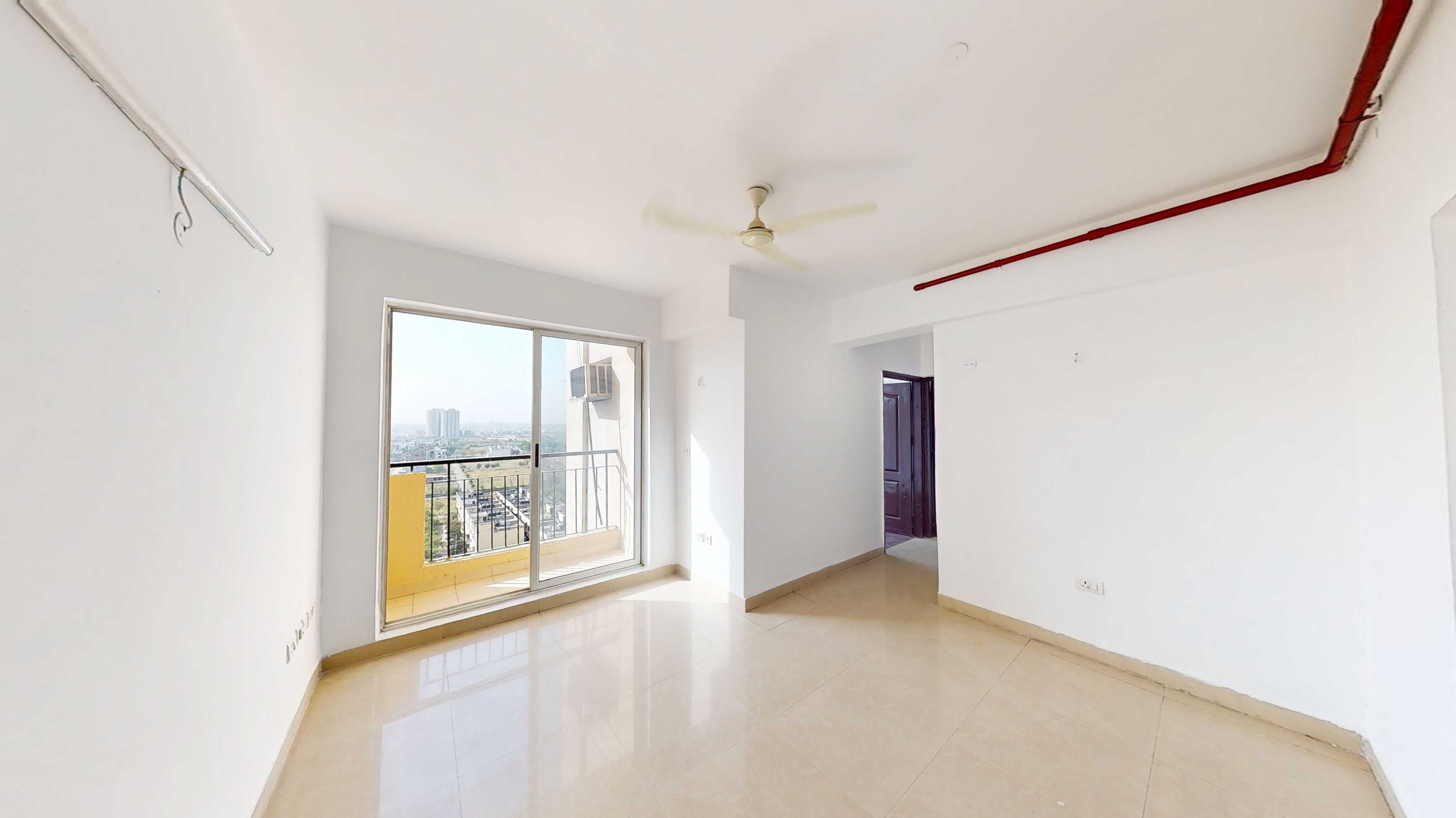 1744612959178-Luxuria Estate.jpg